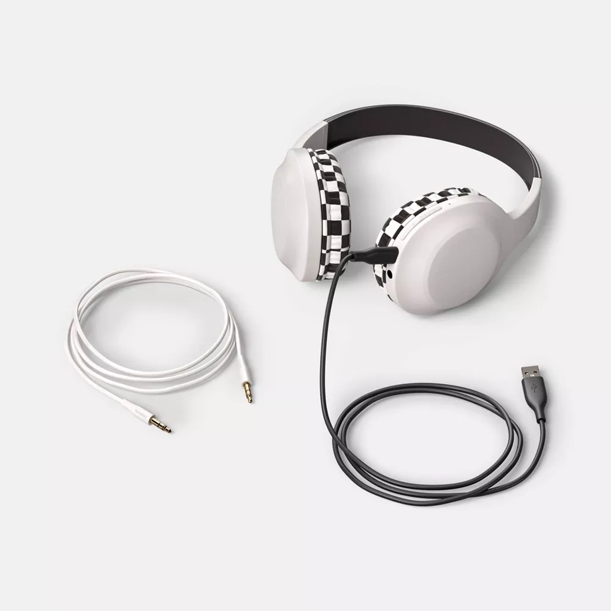 Wireless On-Ear Headphones With Built-In Mic And Hybrid Connection